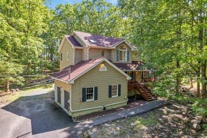 Whitetail Crossing | Pocono Vacation Rental | undefined}